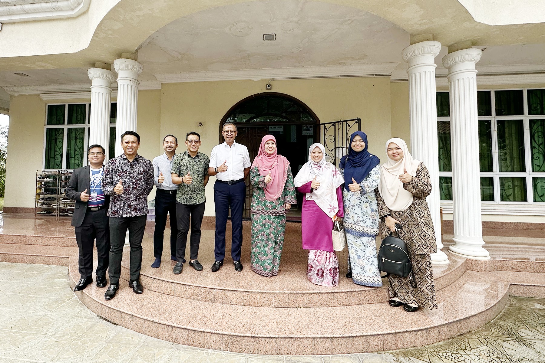 Kunjungan YB Anfaal Saari, ke Pusat Jagaan dan Pendidikan Warga Emas Darul Insyirah